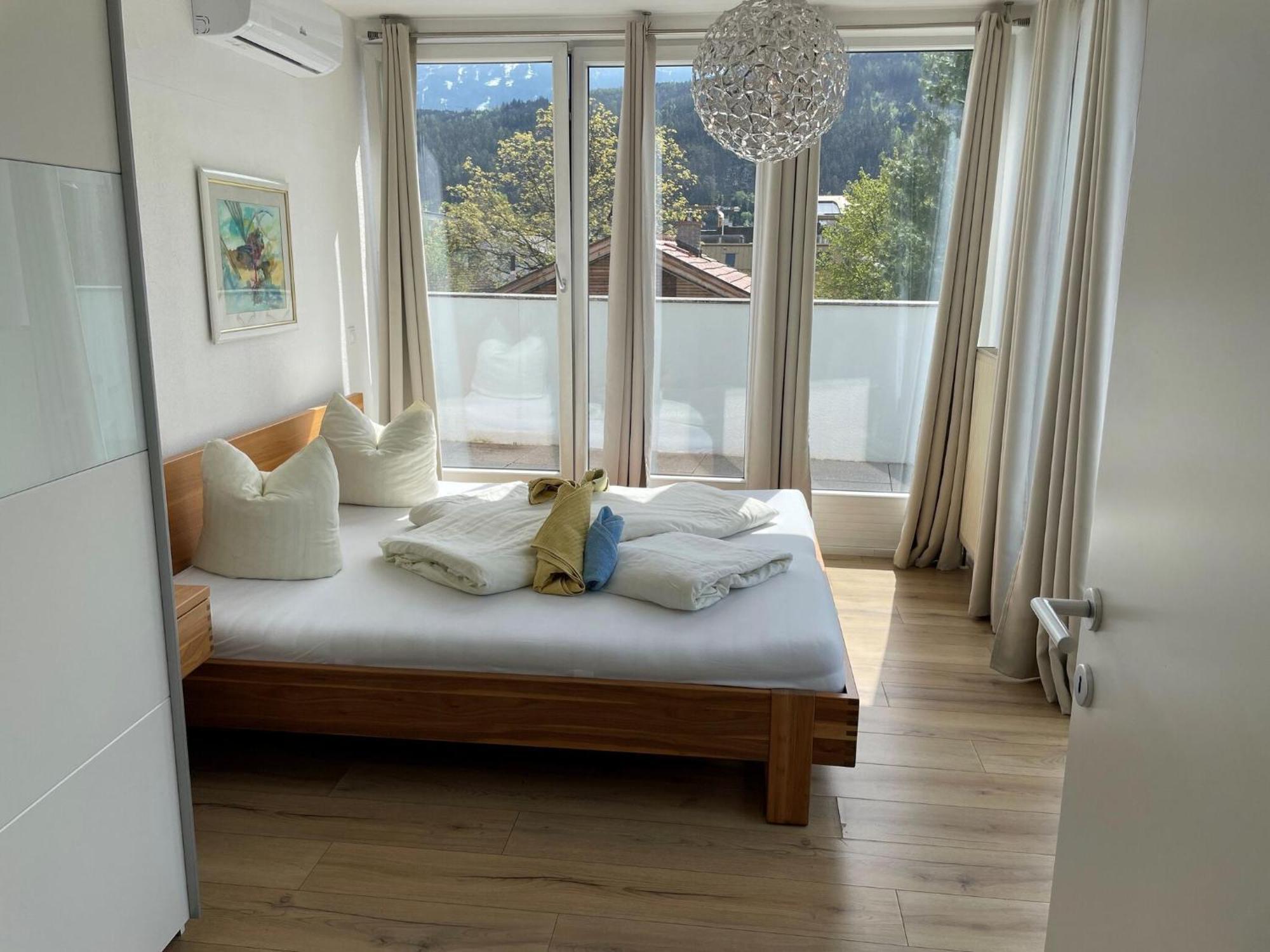 Apartment In Innsbruck Near Ambras Castle Exteriör bild